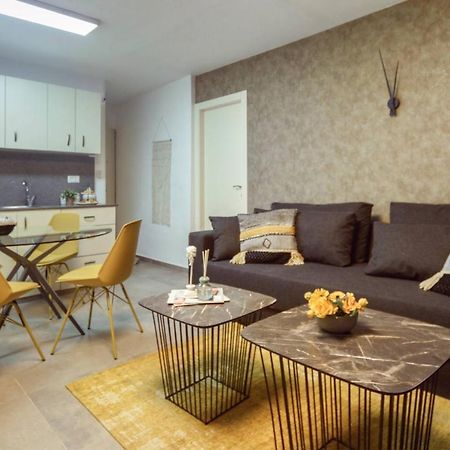 Authentic One Bedroom Apartment In City Center Jerozolima Zewnętrze zdjęcie